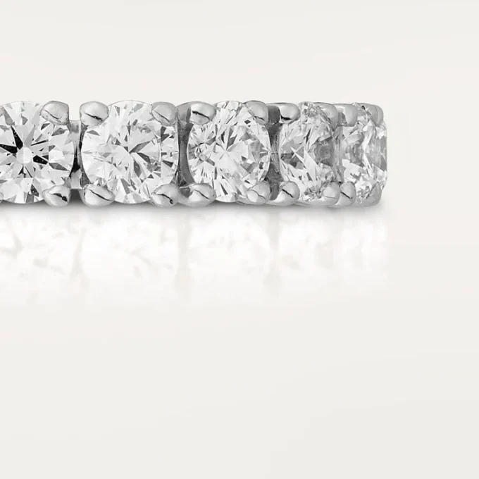 Alianza Cartier Destinee, 4,1 mm de ancho, pavé