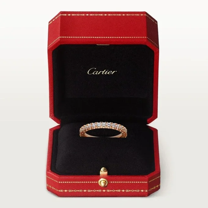 Alianza Etincelle de Cartier, 2,6 mm de ancho, pavé