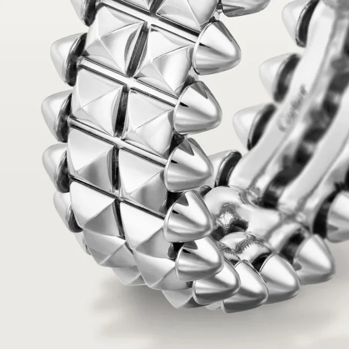 Anillo Clash De Cartier, doble fila