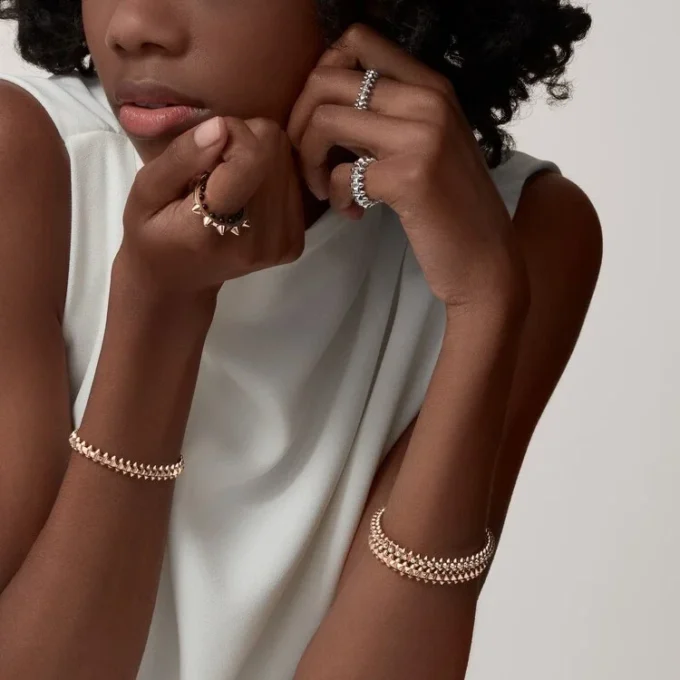 Anillo Clash De Cartier, modelo pequeño – Oro blanco – Cartier