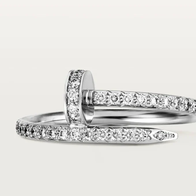 Anillo Juste Un Clou – Oro blanco, diamantes – Cartier