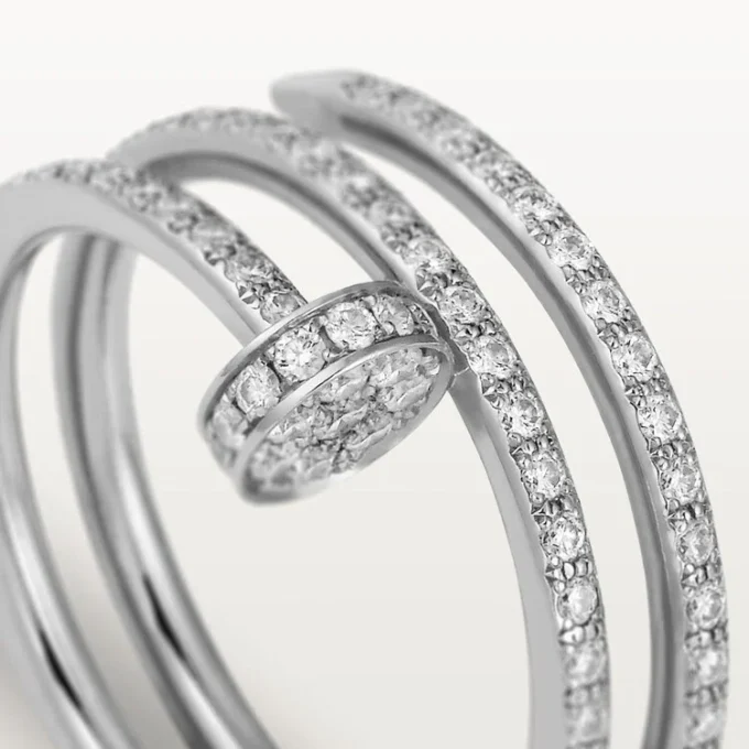 Anillo Juste Un Clou – Oro blanco, diamantes – Cartier