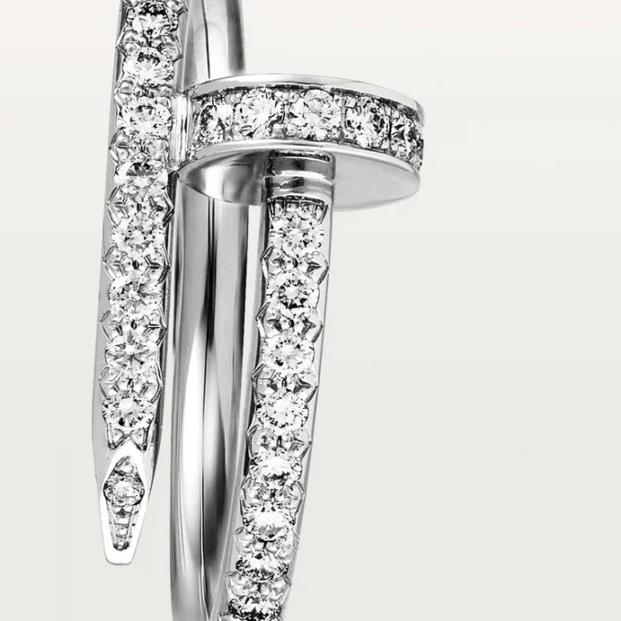 Anillo Juste Un Clou – Oro blanco, diamantes – Cartier