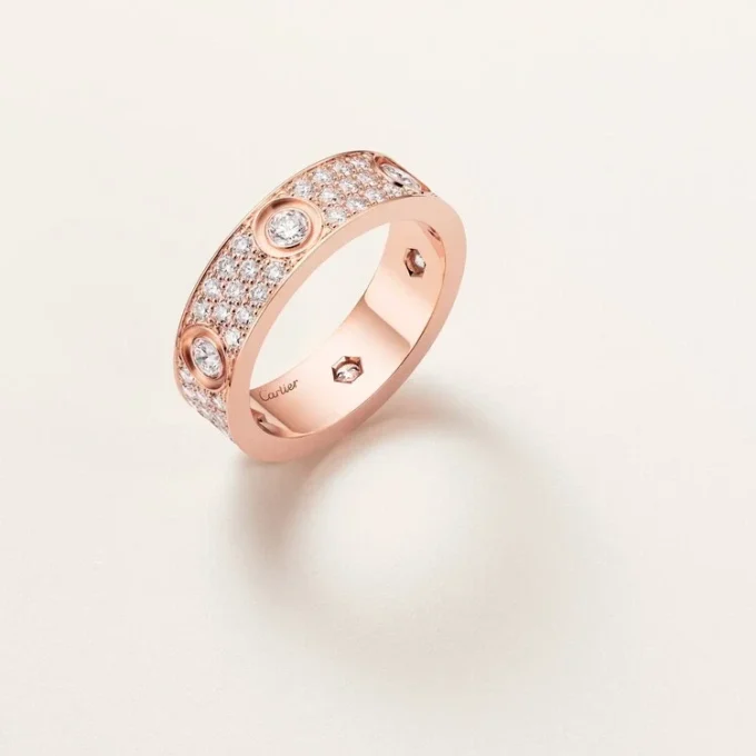 Anillo Love, modelo clásico, pavé, 6 diamantes