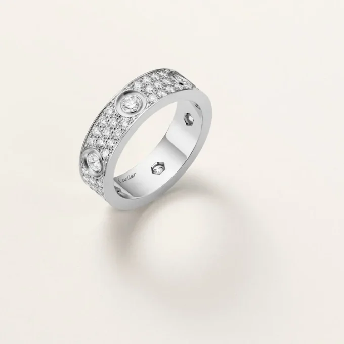 Anillo Love, modelo clásico, pavé, 6 diamantes