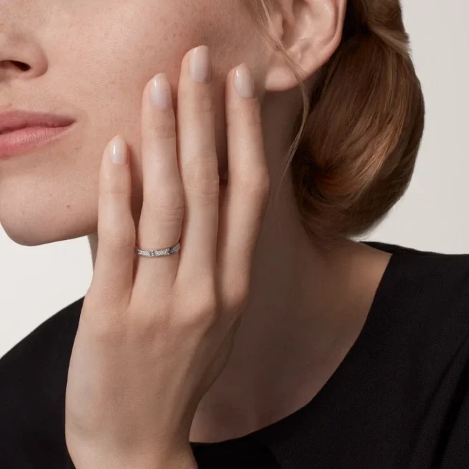 Anillo Love, tamaño pequeño – Oro blanco, diamantes – Cartier