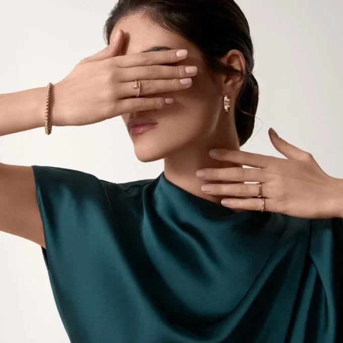 Anillo Love, tamaño pequeño – Oro rosa, diamantes – Cartier