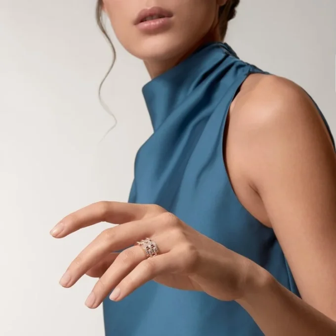 Anillo Maillon Panthere, cinco filas, pavé