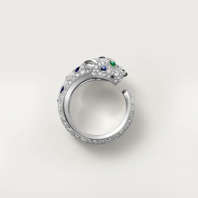Anillo Panthere de Cartier, modelo mediano, semipavé