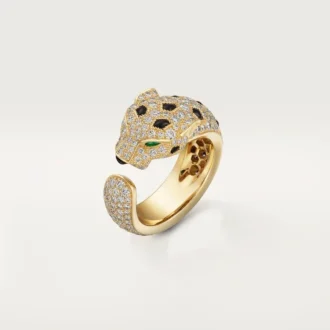 Anillo Panthere de Cartier – Oro amarillo, esmeraldas, ónix, diamantes – Cartier