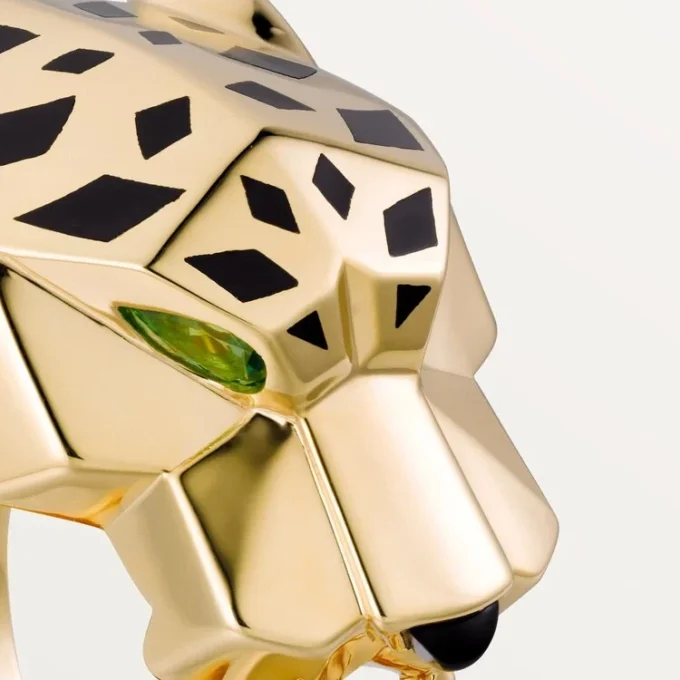 Anillo Panthere De Cartier – Oro amarillo, laca, granate tsavorita, ónix – Cartier