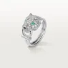 Anillo Panthere De Cartier – Oro blanco, diamantes, esmeraldas, ónix – Cartier