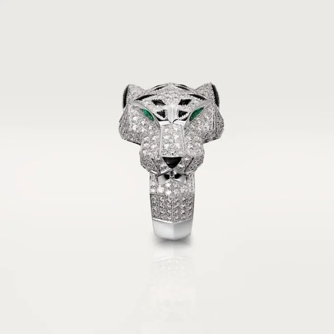 Anillo Panthere De Cartier – Oro blanco, diamantes, esmeraldas, ónix – Cartier