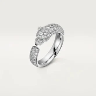 Anillo Panthere de Cartier – Oro blanco, esmeraldas, ónix, diamantes – Cartier