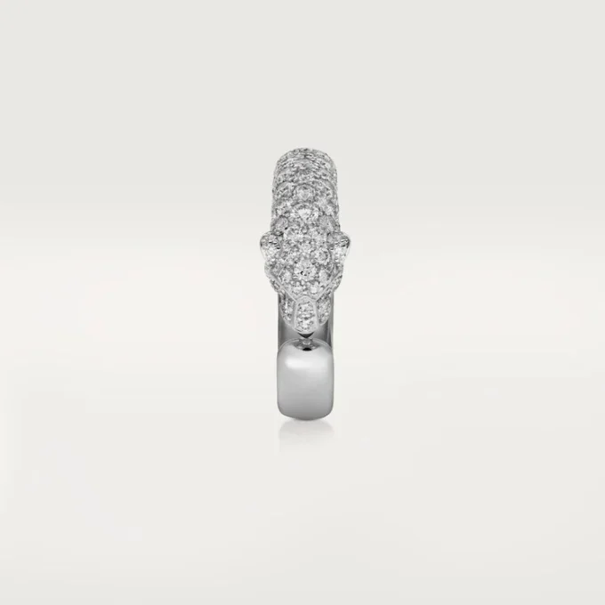 Anillo Panthere de Cartier – Oro blanco, esmeraldas, ónix, diamantes – Cartier