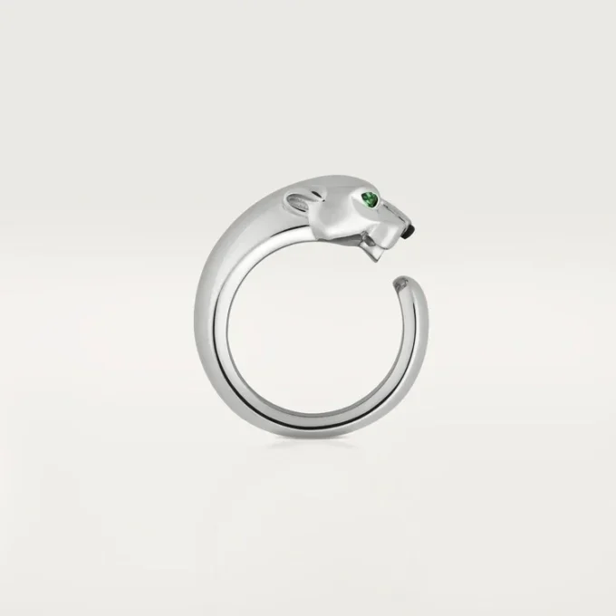 Anillo Panthere De Cartier – Oro blanco, granates tsavorita, ónix – Cartier