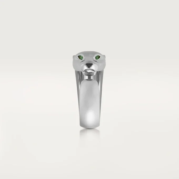 Anillo Panthere De Cartier – Oro blanco, granates tsavorita, ónix – Cartier