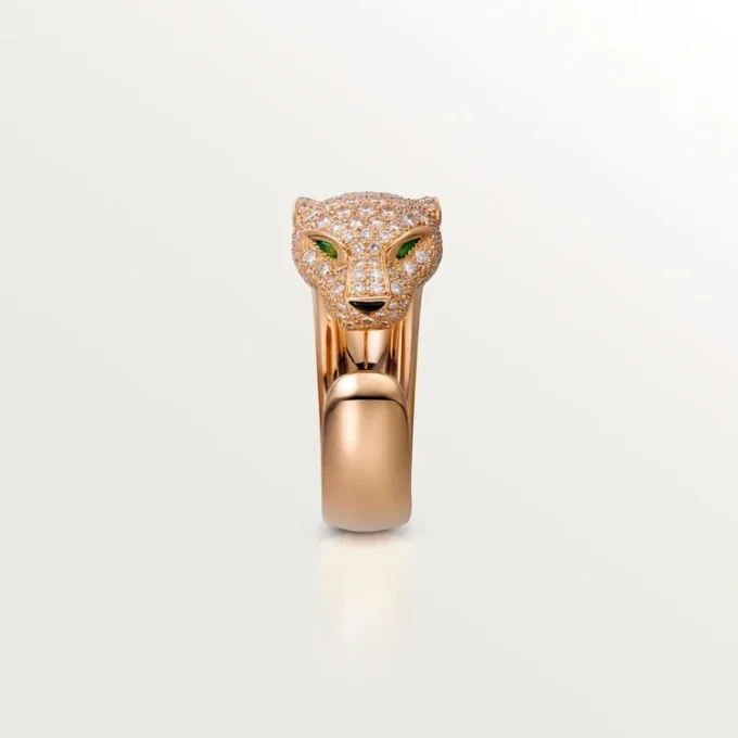 Anillo Panthere de Cartier – Oro rosa, diamantes, esmeraldas, ónix – Cartier