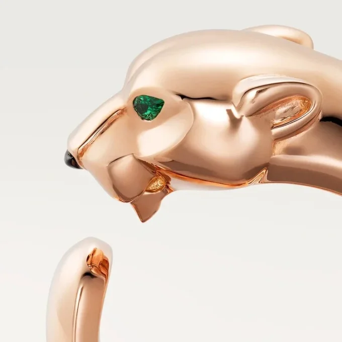 Anillo Panthere de Cartier – Oro rosa, granates tsavorita, ónix – Cartier