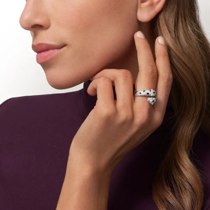 Anillo Panthere de Cartier, semipavé