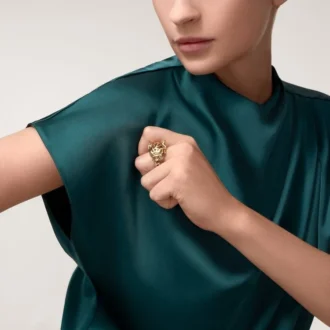 Anillo Panthere de Cartier – Tsavorita y oro amarillo | Cartier EE. UU.