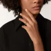 Anillo Trinity en oro tricolor, modelo clásico | Cartier Us