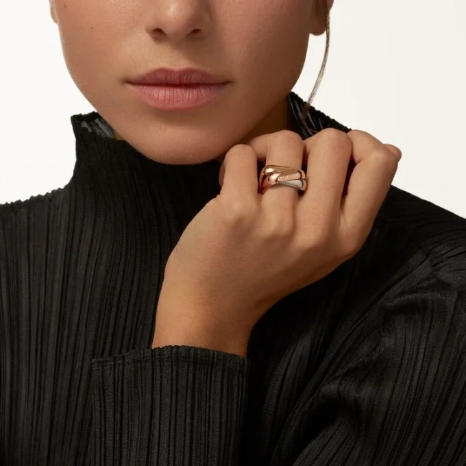 Anillo Trinity, forma cojín, modelo grande