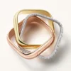Anillo Trinity, forma cojín, modelo grande, medio pavé