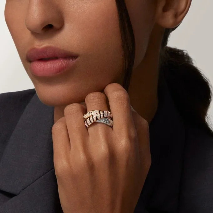Anillo Trinity, laca, pavé