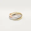 Anillo Trinity, modelo clásico, semipavé