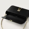 Bolso de cadena mini, Double C de Cartier – Piel de becerro negra, acabado en esmalte dorado y negro – Cartier Bolso de cadena mini, Double C de Cartier – Piel de becerro negra, acabado en esmalte dorado y negro – Cartier