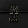 Bolso de hombro, Mini, Double C De Cartier – Piel de becerro negra, acabado en esmalte dorado y negro – Cartier Bolso de hombro, Mini, Double C De Cartier – Piel de becerro negra, acabado en esmalte dorado y negro – Cartier