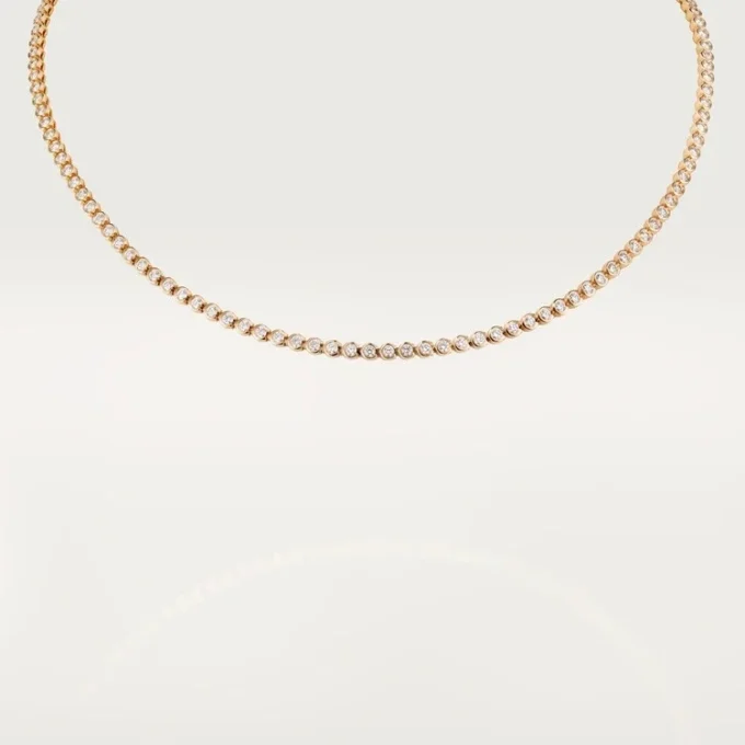 C De Cartier Collar Essential Lines, diamantes de talla brillante C De Cartier Collar Essential Lines, diamantes de talla brillante