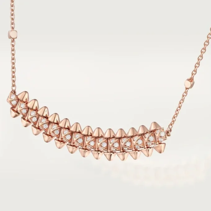 Colgante Clash de Cartier, modelo pequeño, pavé Colgante Clash de Cartier, modelo pequeño, pavé