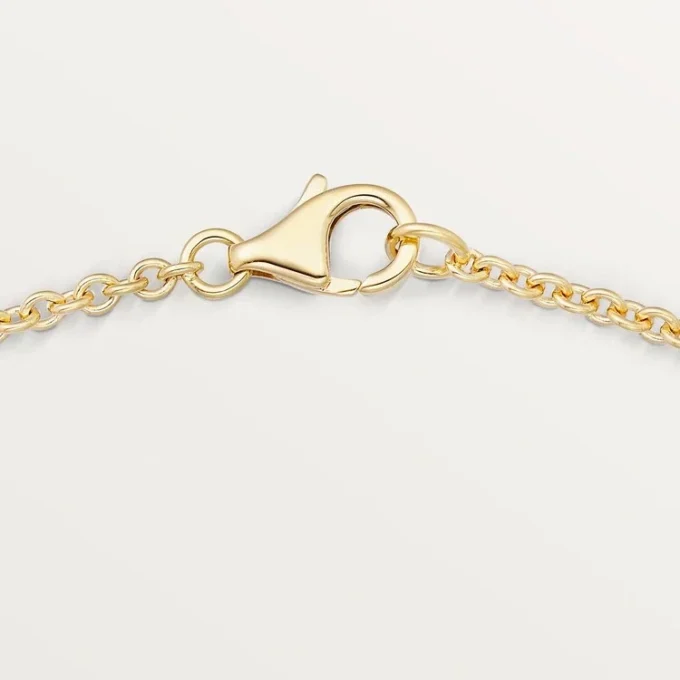 Collar con colgante y cadena Love en oro amarillo | Cartier Us