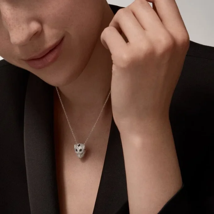 Collar de diamantes Panthere de Cartier, oro blanco | Cartier EE. UU.