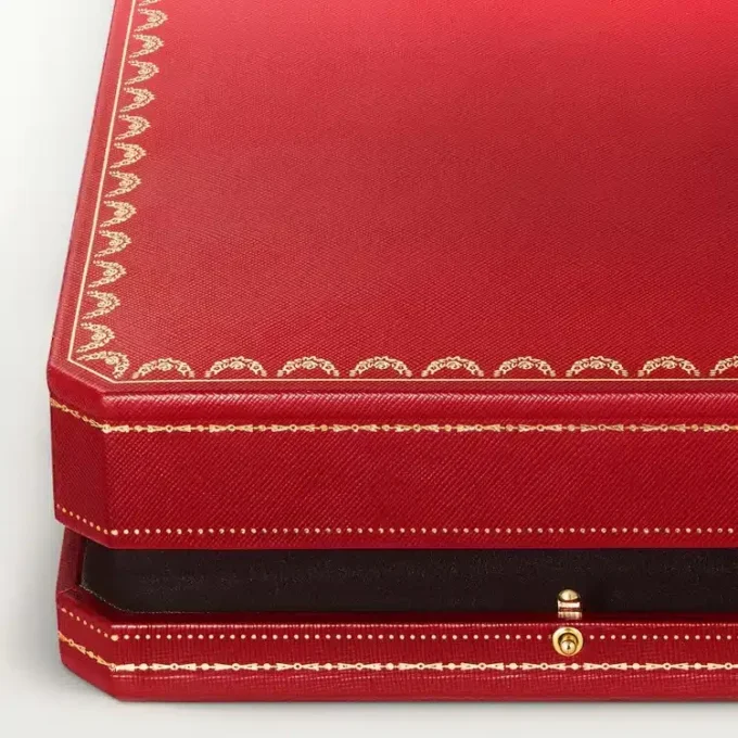 Collar de alta joyería – Oro rosa, coral, ónix, laca negra, diamantes – Cartier