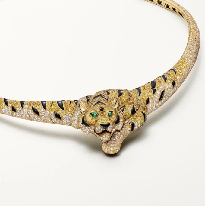 Collar Faune Et Flore De Cartier, diamantes amarillos, naranjas y marrones, pavé