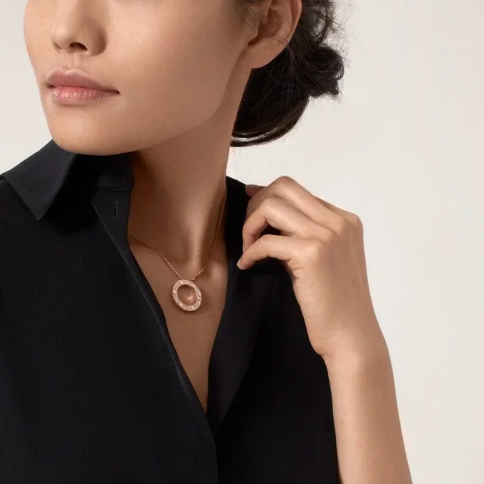 Collar Love – Oro rosa, diamantes – Cartier