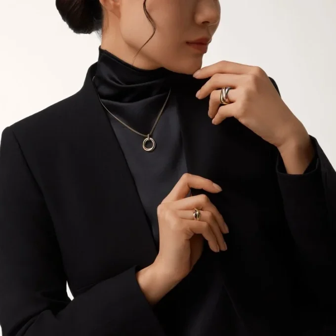 Collar Trinity con cadena de diamantes en oro tricolor | Cartier Us