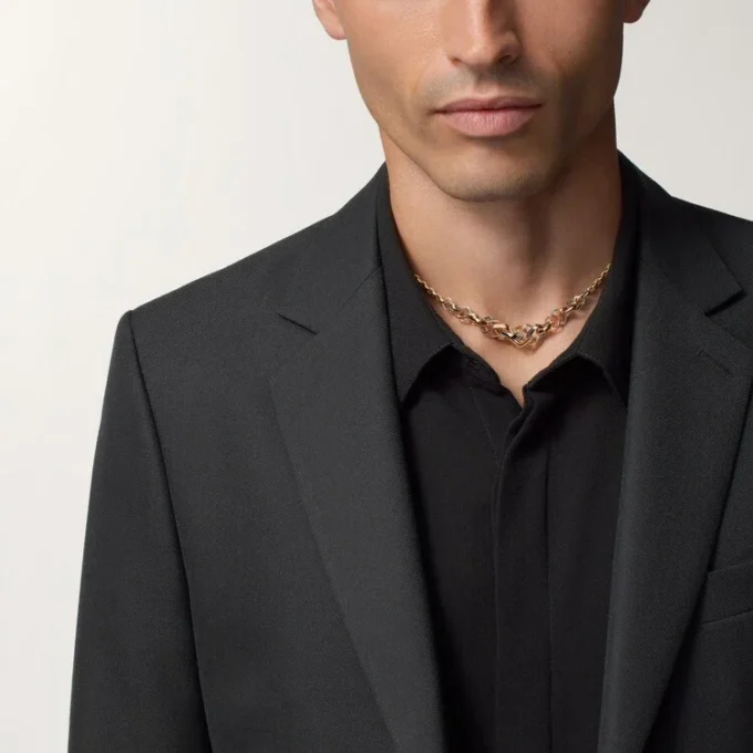 Collar Trinity, forma cojín, modelo mediano