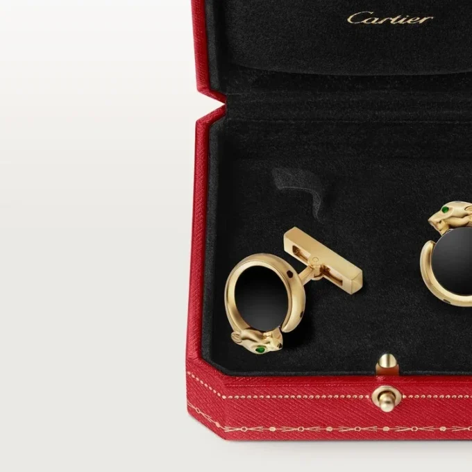 Gemelos Panthere de Cartier – Oro amarillo, ónix, tsavoritas y laca negra – Cartier Gemelos Panthere de Cartier – Oro amarillo, ónix, tsavoritas y laca negra – Cartier