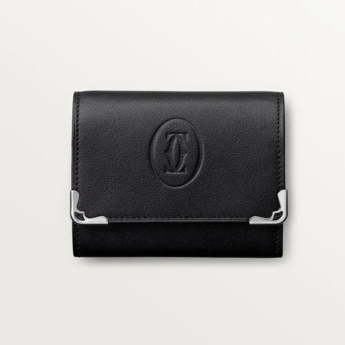 Monedero cuadrado, Must De Cartier – Piel de becerro negra, acabado en acero inoxidable – Cartier