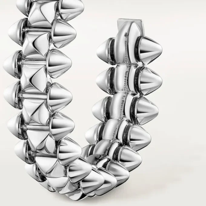 Pendientes de aro Clash De Cartier, modelo pequeño