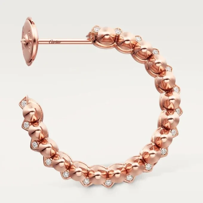 Pendientes de aro Clash de Cartier, modelo pequeño, pavé