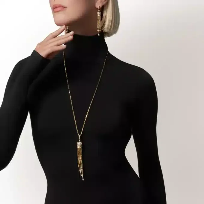 Pendientes Panthere de Cartier, con pavé