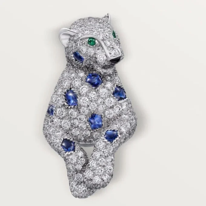 Pendientes Panthere de Cartier, zafiros, pavé
