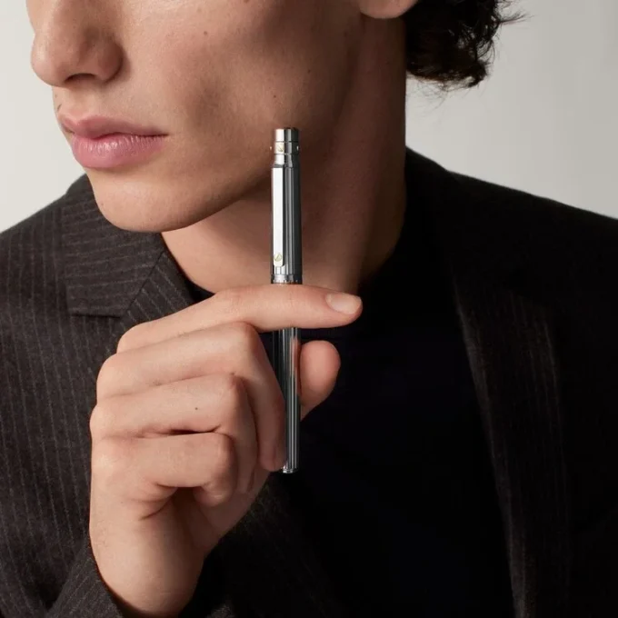 Pluma estilográfica Santos de Cartier