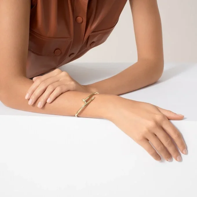 Pulsera Juste Un Clou, modelo clásico, diamantes
