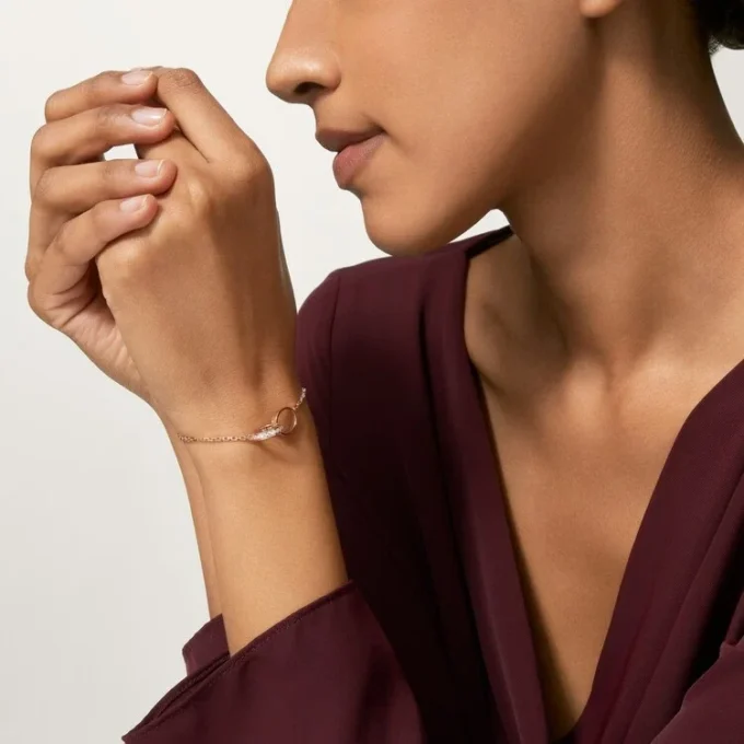 Pulsera Love, con cadena, semipavé